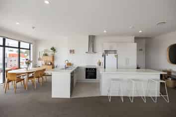 7/13 Vialou Street, Hamilton Central