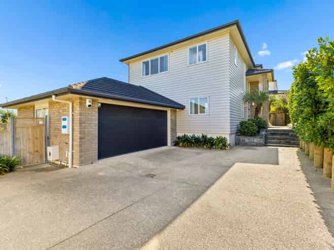 8 Viera Drive, Flat Bush