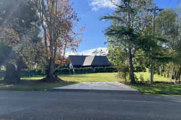 25 Elliot Street, Riverhead