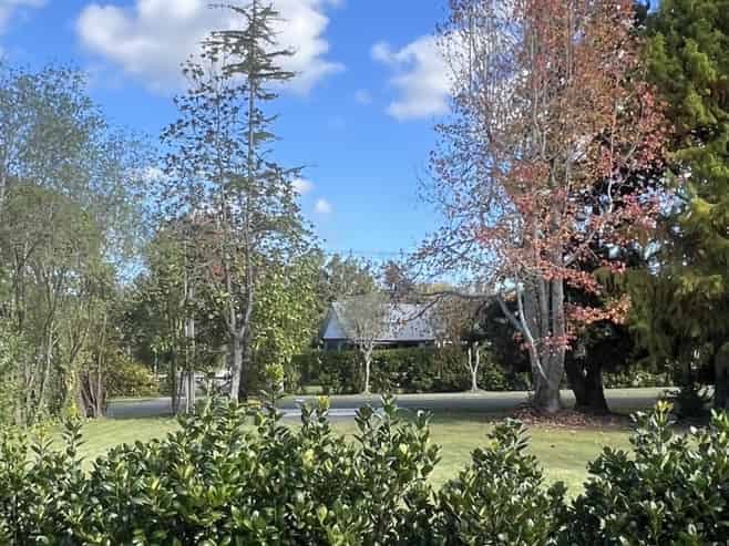 25 Elliot Street, Riverhead