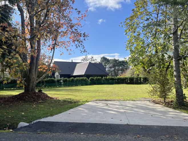 25 Elliot Street, Riverhead