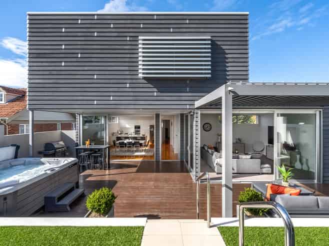 33 Luplau Crescent, Cockle Bay