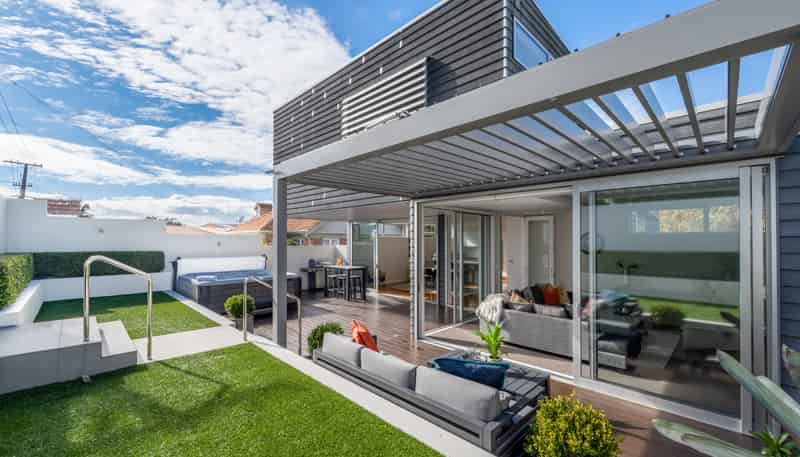 33 Luplau Crescent, Cockle Bay