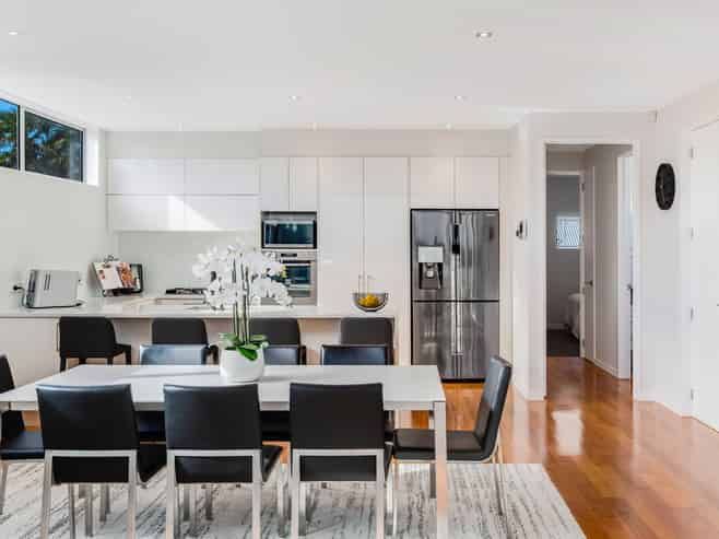 33 Luplau Crescent, Cockle Bay