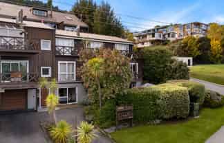 39/37 Hallenstein Street, Queenstown