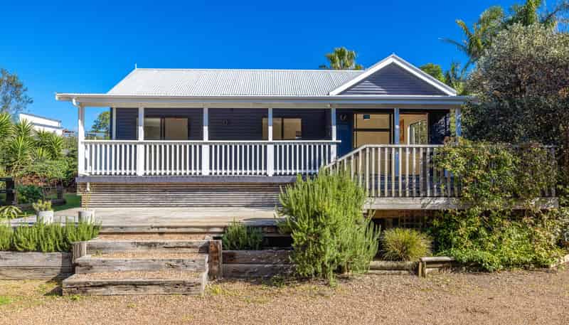 23 Sea View Road, Ostend