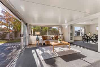 6 Bourne Crescent, Papanui