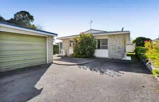 2/43 Mangorei Road, Strandon