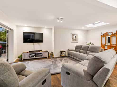 3 Tupaki Place, Pakuranga Heights