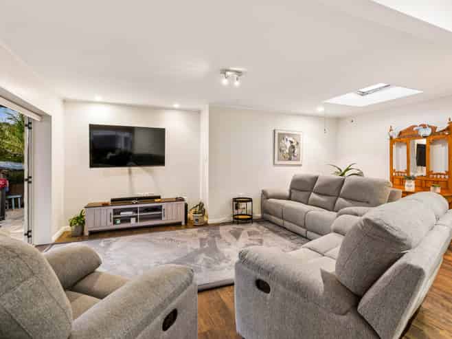 3 Tupaki Place, Pakuranga Heights