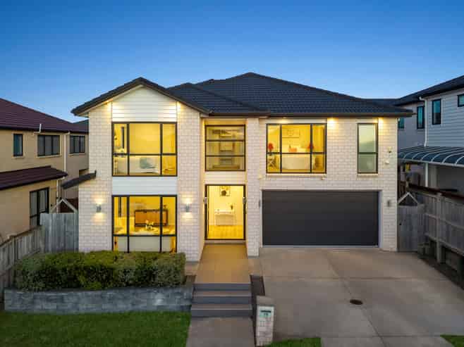 78 Drumbuoy Drive, Flat Bush