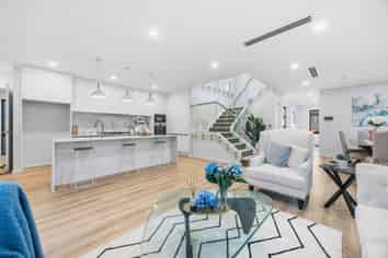 78 Drumbuoy Drive, Flat Bush