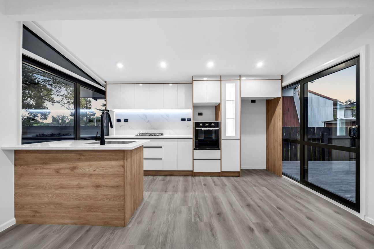 Modern Family Dream with Space, Style & Parking - Widok 4