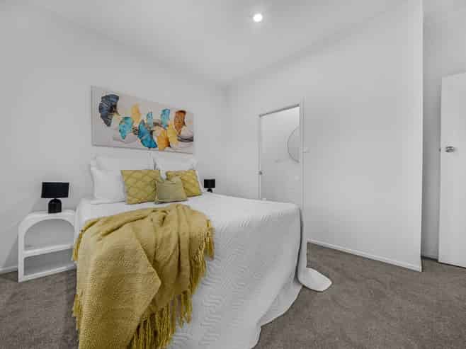 72 Don Buck Road, Massey