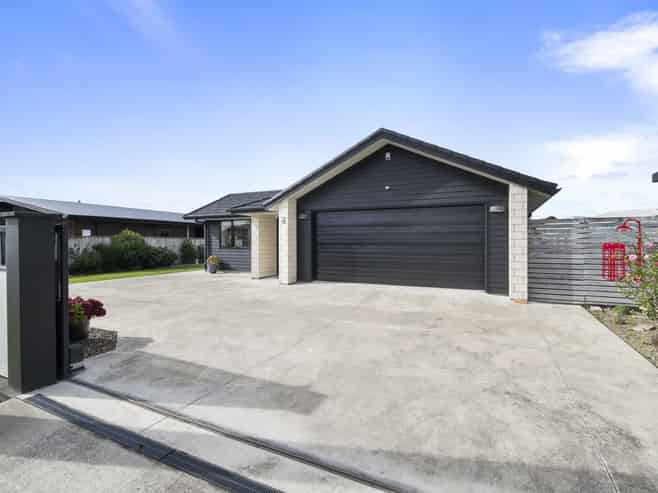 45 Pharazyn Street, Feilding