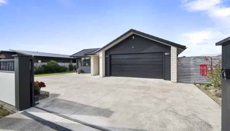 45 Pharazyn Street, Feilding