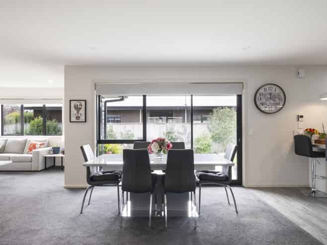 45 Pharazyn Street, Feilding