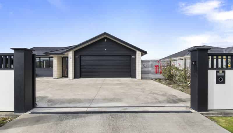45 Pharazyn Street, Feilding