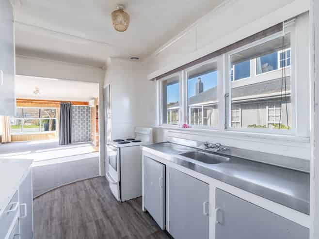22 Adamson Crescent, Glengarry