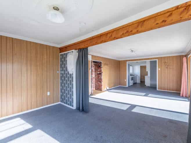 22 Adamson Crescent, Glengarry