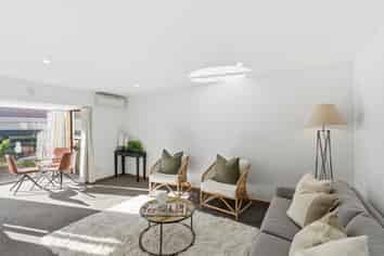 3/4 Broadbent Street, Riccarton