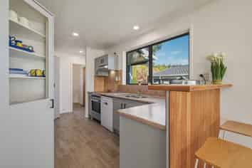 1 Awatea Terrace, Lynmore