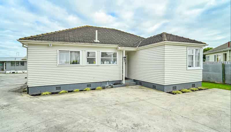 912 Tamatea Place, Mahora