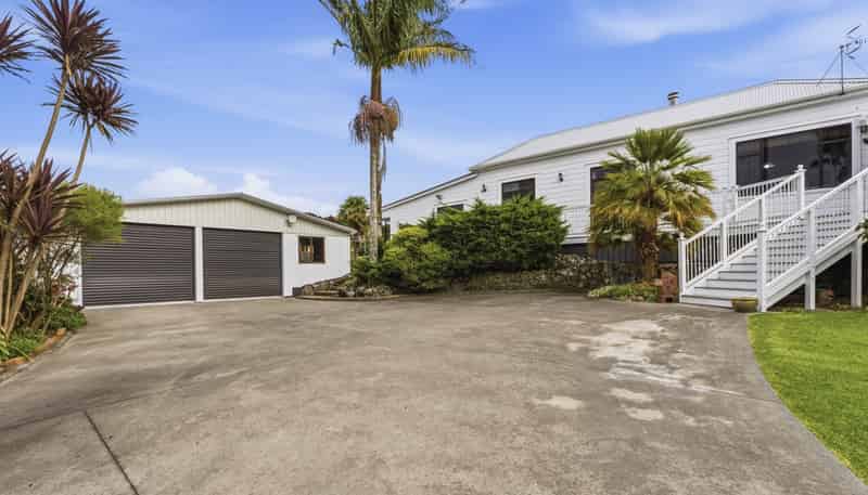 210 Three Mile Bush, Kamo