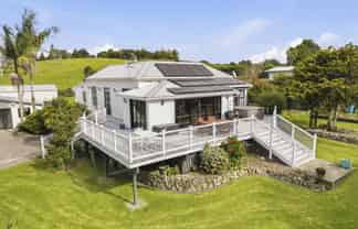 210 Three Mile Bush, Kamo