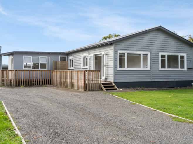 13 & 13A Lee Road, Hannahs Bay