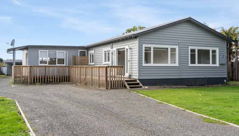 13 & 13A Lee Road, Hannahs Bay