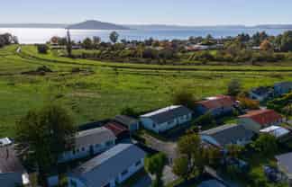 105A, 105B , 107B Pohutukawa Drive, Owhata