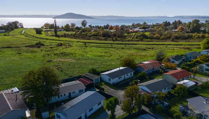 105A, 105B , 107B Pohutukawa Drive, Owhata