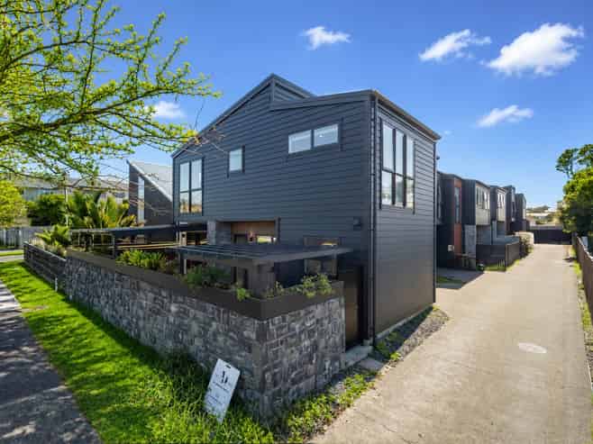 84 Francis Street, Hauraki
