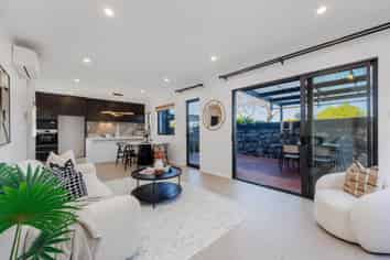 84 Francis Street, Hauraki