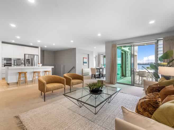 3/42 Bramley Drive, Farm Cove
