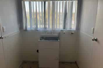 Manawatu / Whanganui - Address withheld