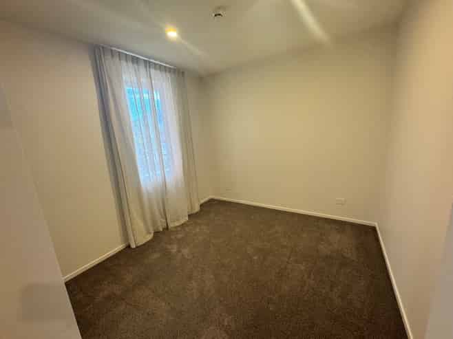G07/11  Olympus Street, Mount Albert
