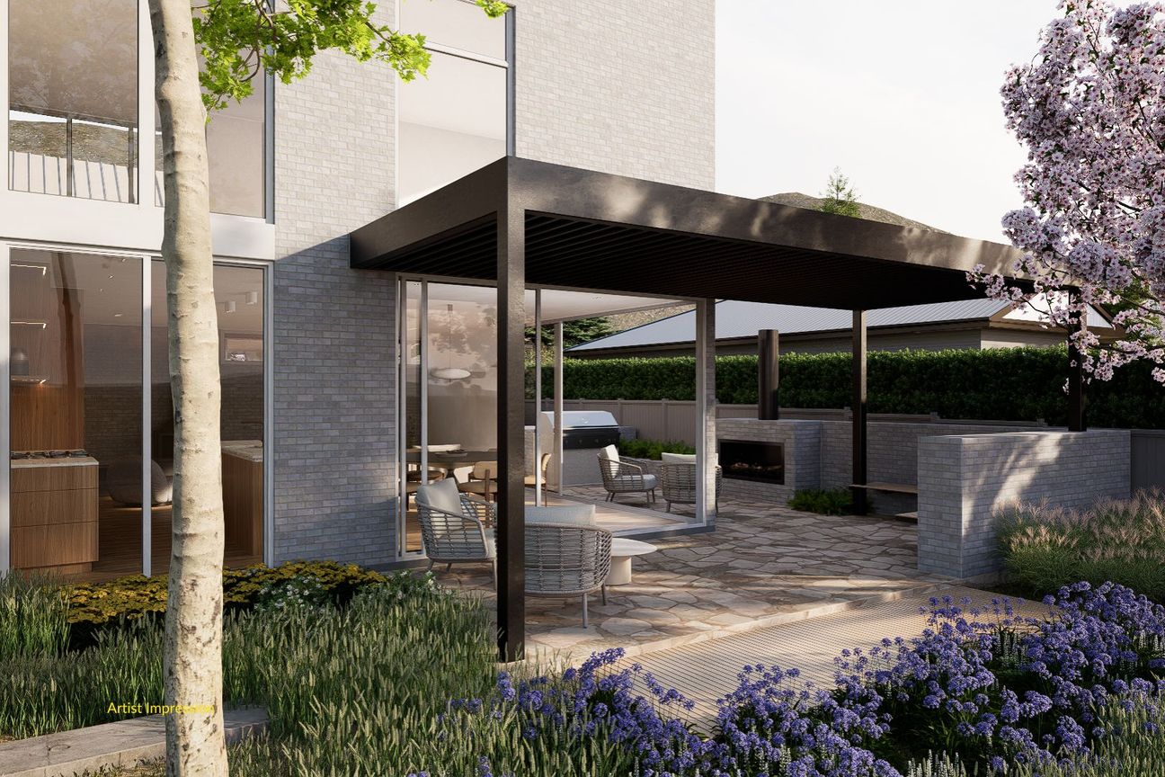 Architectural Elegance Just Moments from the Lake - Widok 2