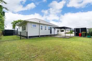 Manawatu / Whanganui - Address withheld
