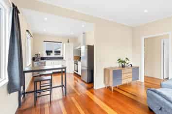 Manawatu / Whanganui - Address withheld