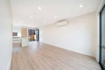 15 Clay Works Lane, New Lynn