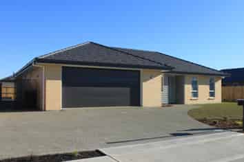  14 Oakdale Grove, Richmond