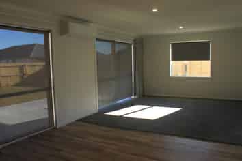  14 Oakdale Grove, Richmond
