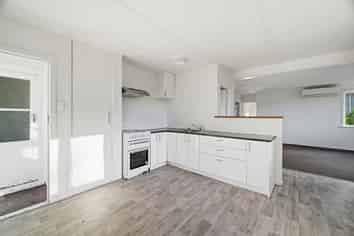 36A Bell Road, Western Heights