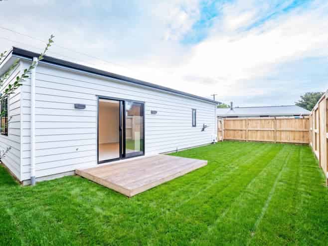 2/239 Tramway Road, Enderley