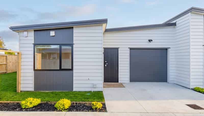 2/239 Tramway Road, Enderley