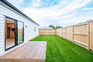 2/239 Tramway Road, Enderley