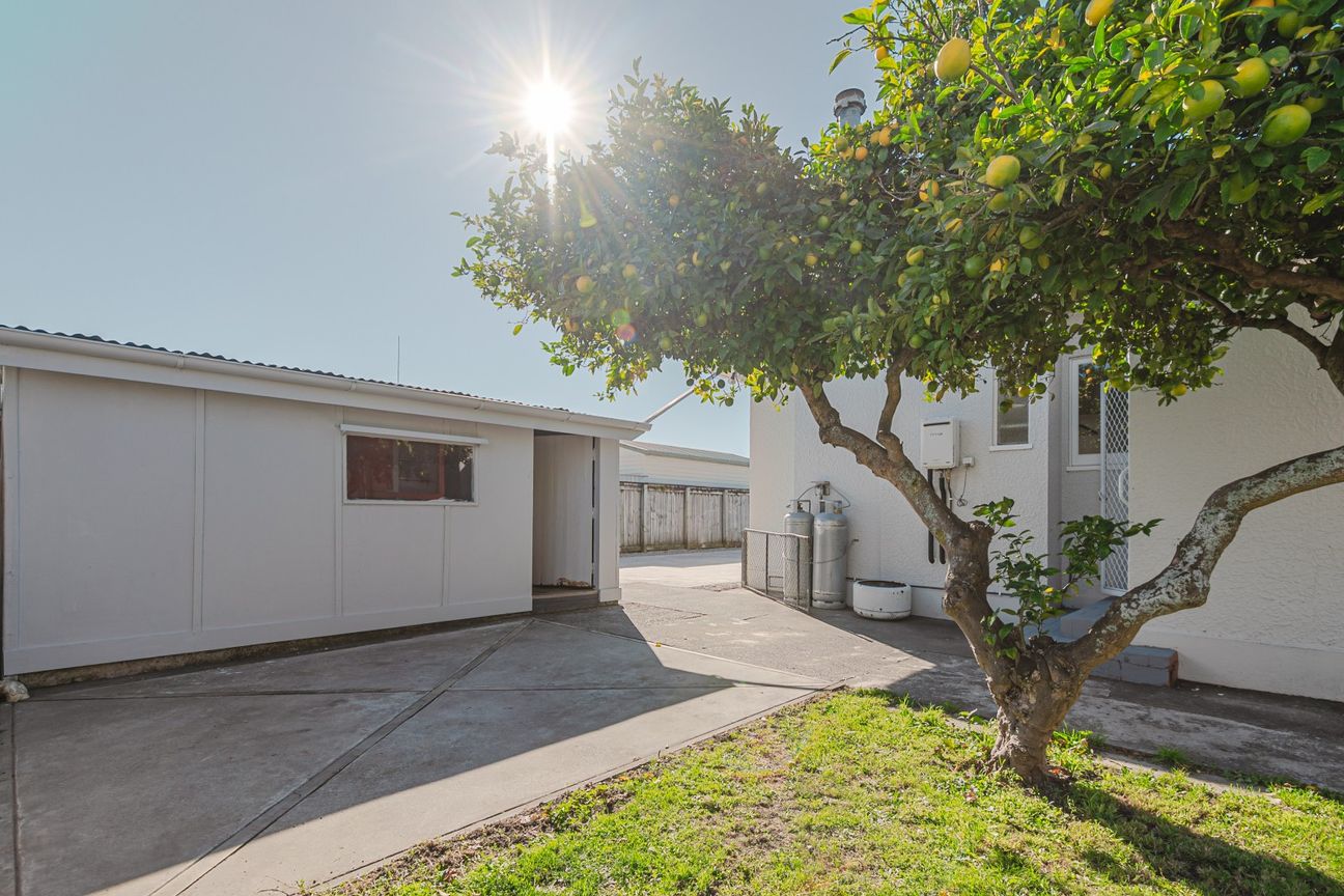 Attractive Home Investment Opportunity in Parkvale - Aanzicht 2
