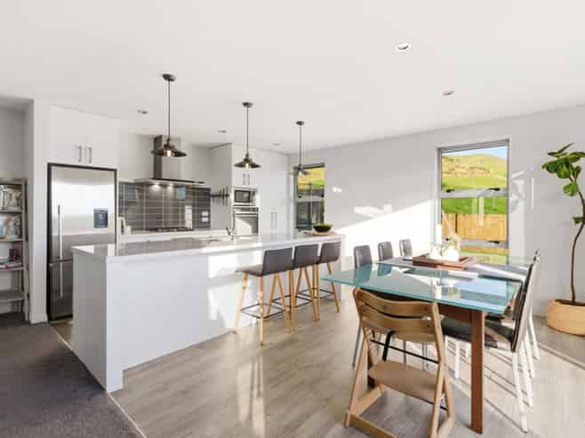 244 Ballintoy Park Drive, Welcome Bay